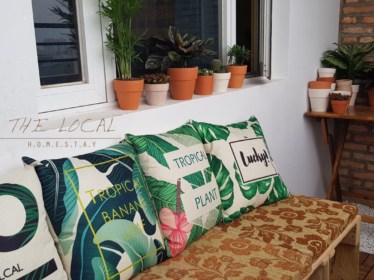 The Local Homestay Хошимин Экстерьер фото